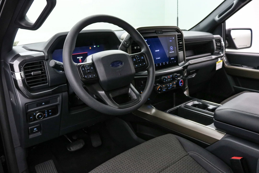 2025 Ford F-150 14th Gen - Image 14 of 21