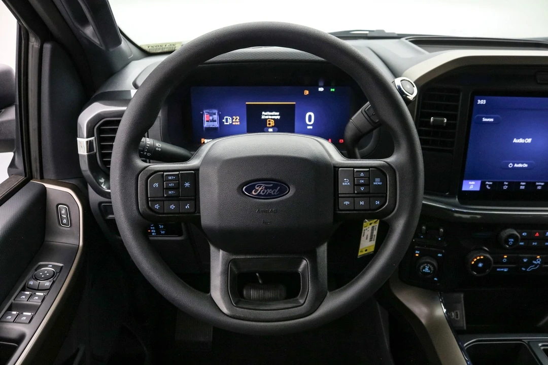2025 Ford F-150 14th Gen - Image 15 of 21