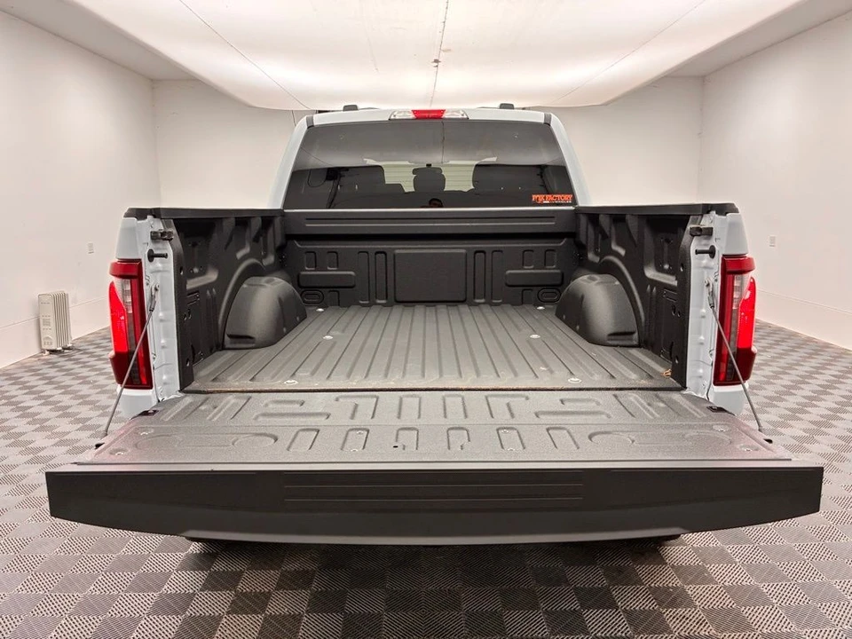 2025 Ford F-150 14th Gen - Image 8 of 12