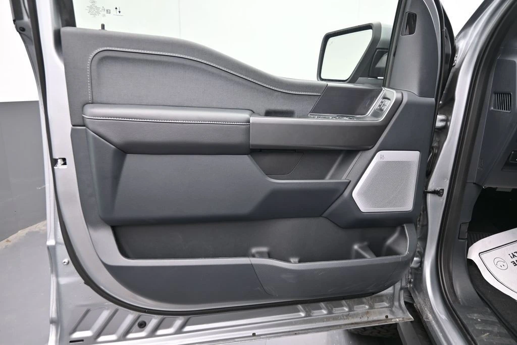 2025 Ford F-150 14th Gen - Image 11 of 31