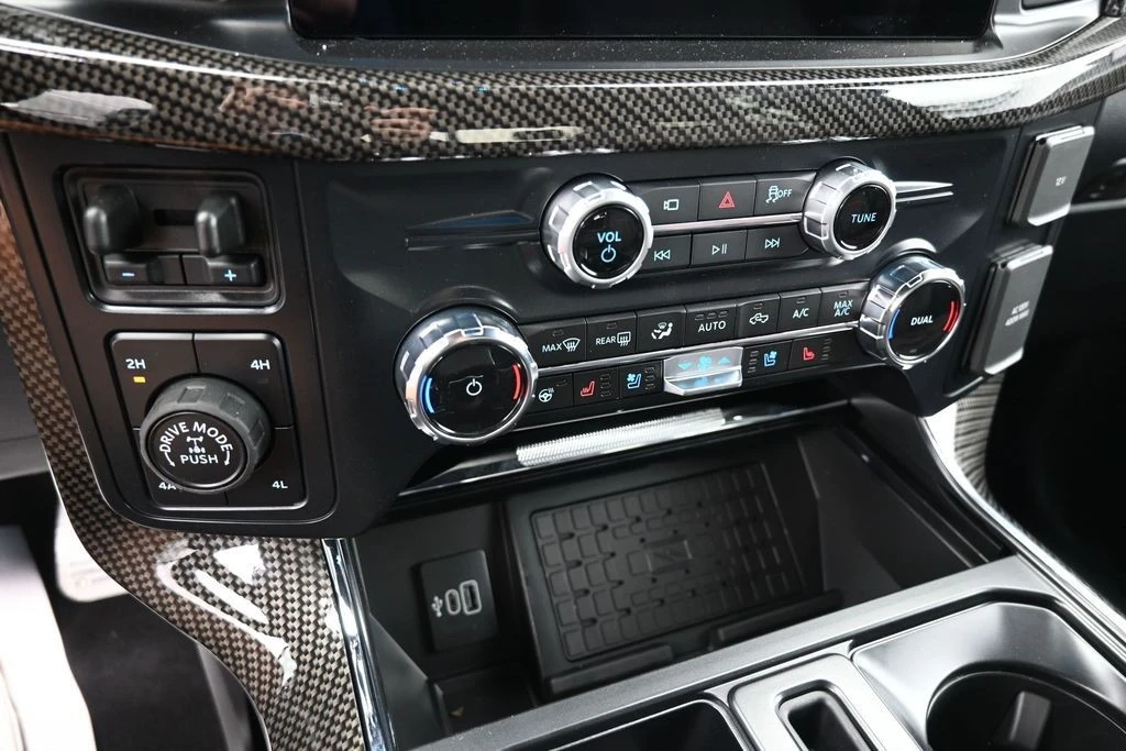 2025 Ford F-150 14th Gen - Image 20 of 31