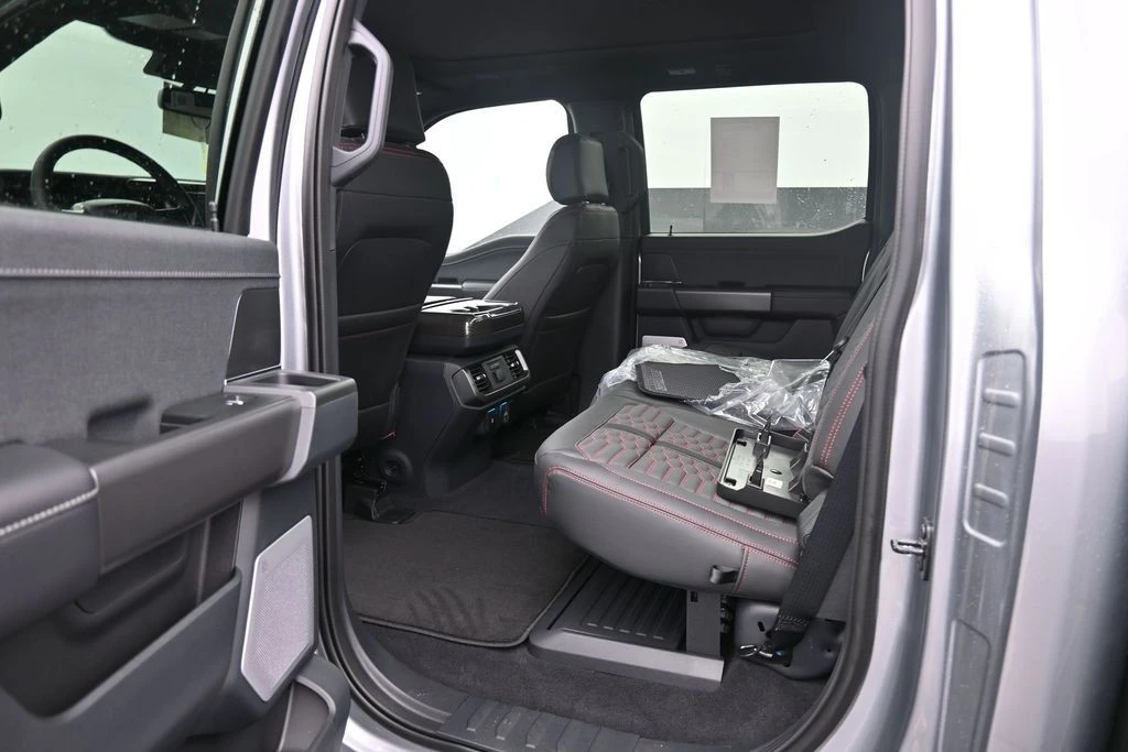 2025 Ford F-150 14th Gen - Image 15 of 31