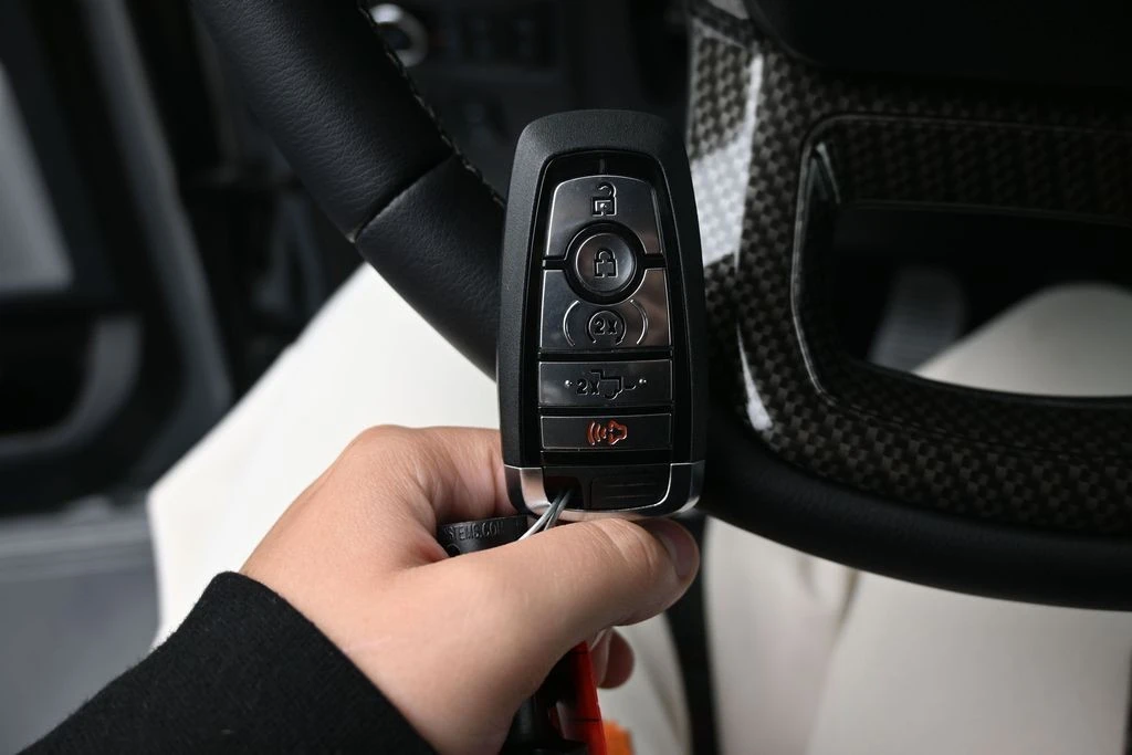 2025 Ford F-150 14th Gen - Image 23 of 31