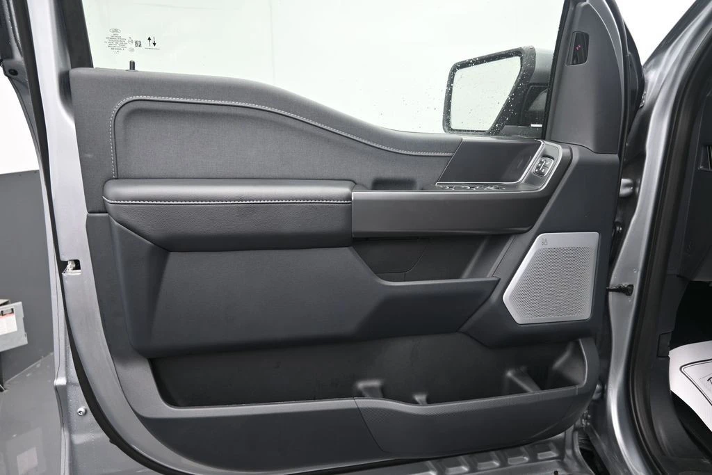 2025 Ford F-150 14th Gen - Image 11 of 31