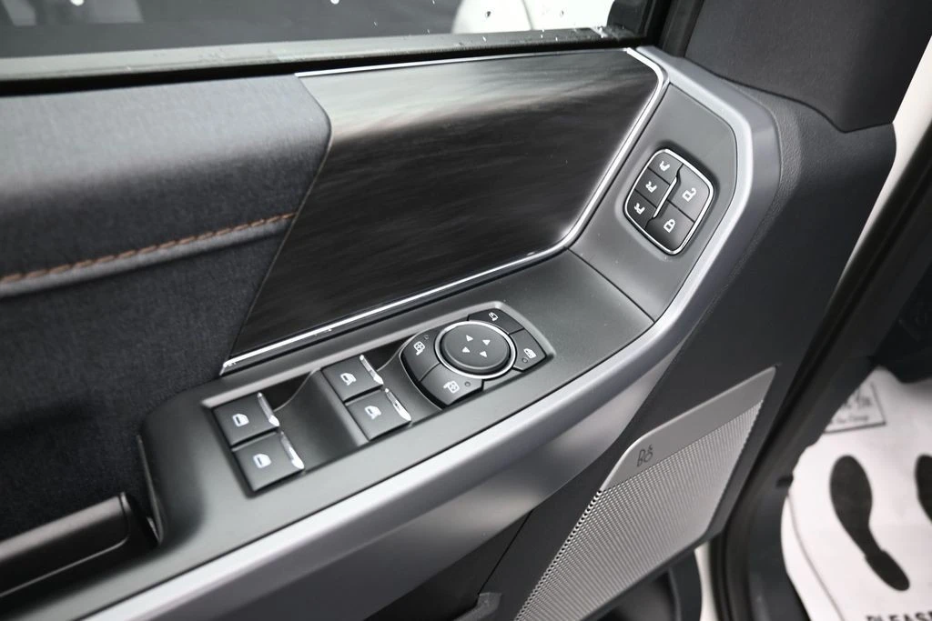 2025 Ford F-150 14th Gen - Image 13 of 31