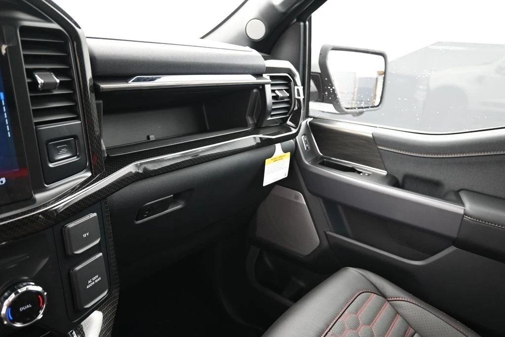 2025 Ford - Image 24 of 31