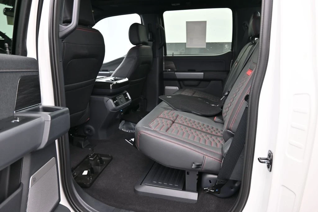 2025 Ford F-150 14th Gen - Image 17 of 31
