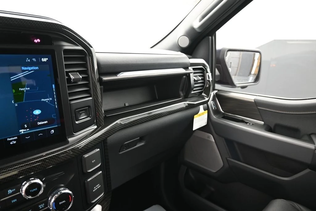 2025 Ford F-150 14th Gen - Image 24 of 31