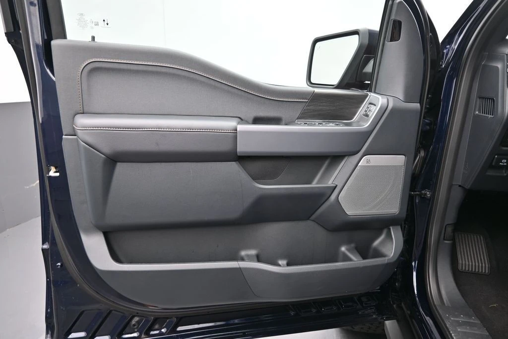 2025 Ford F-Series - Image 11 of 31