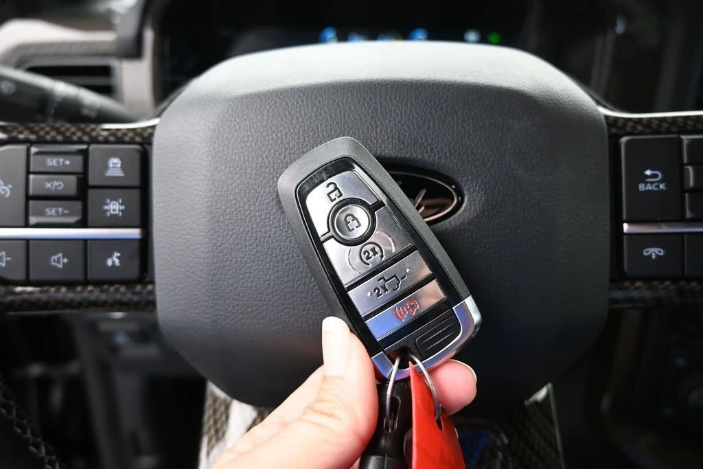 2025 Ford F-150 14th Gen - Image 30 of 31