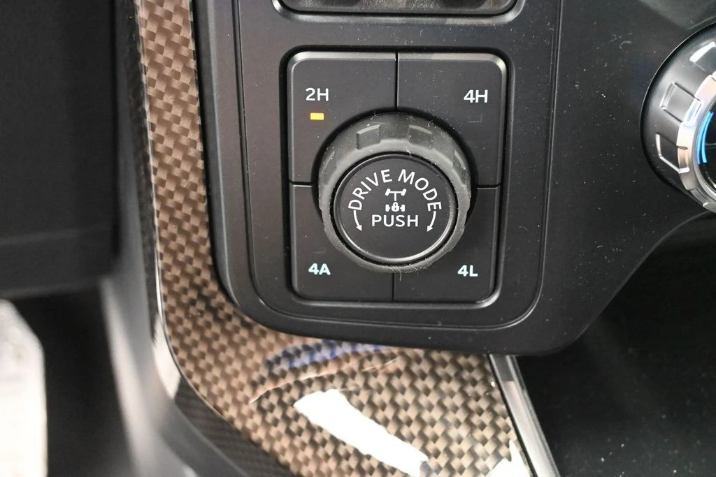 2025 Ford F-150 14th Gen - Image 20 of 31