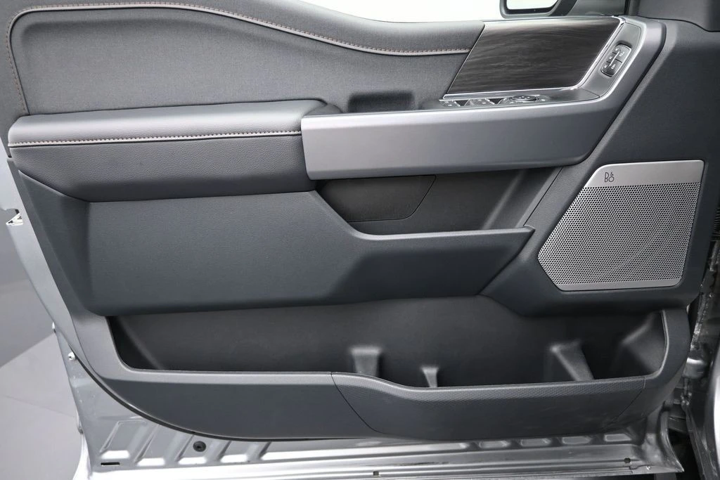 2025 Ford F-150 14th Gen - Image 16 of 31
