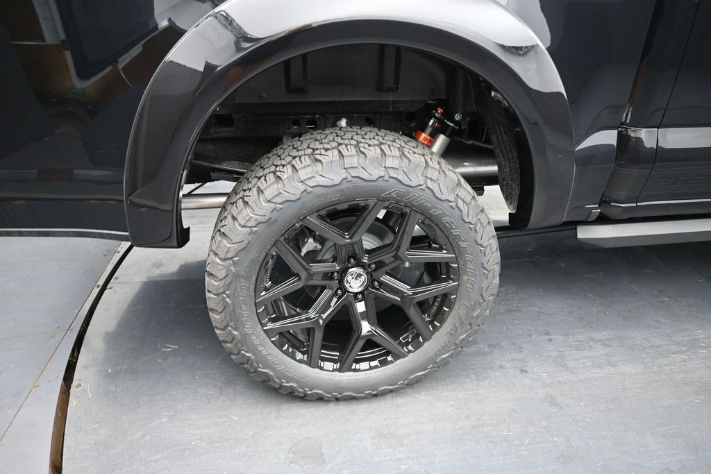 2025 Ford F-150 14th Gen - Image 9 of 31