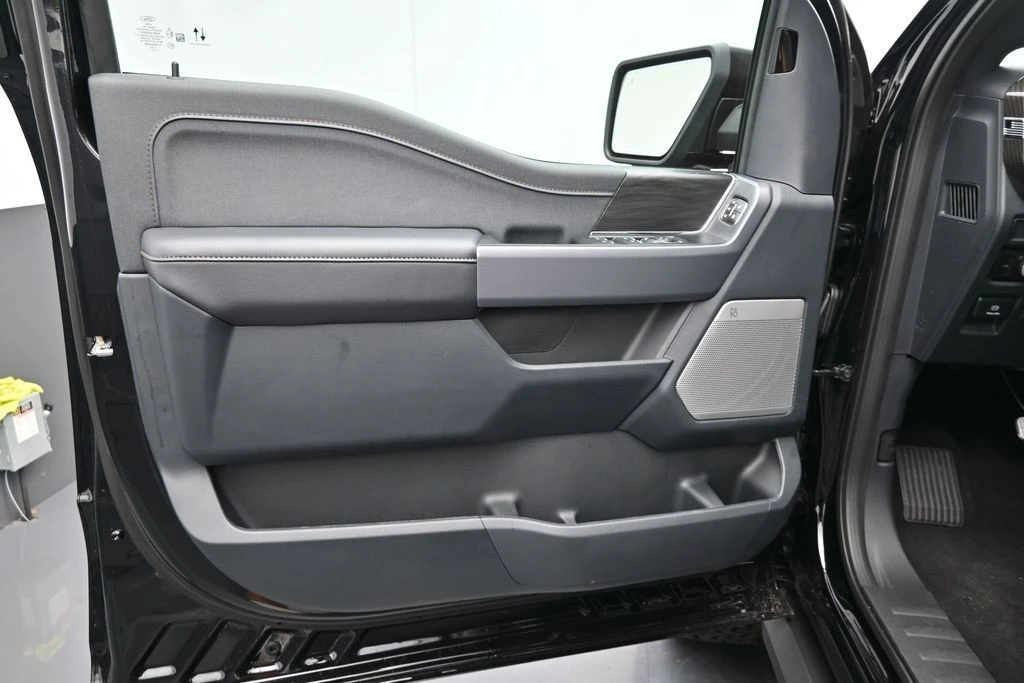 2025 Ford F-150 14th Gen - Image 11 of 31