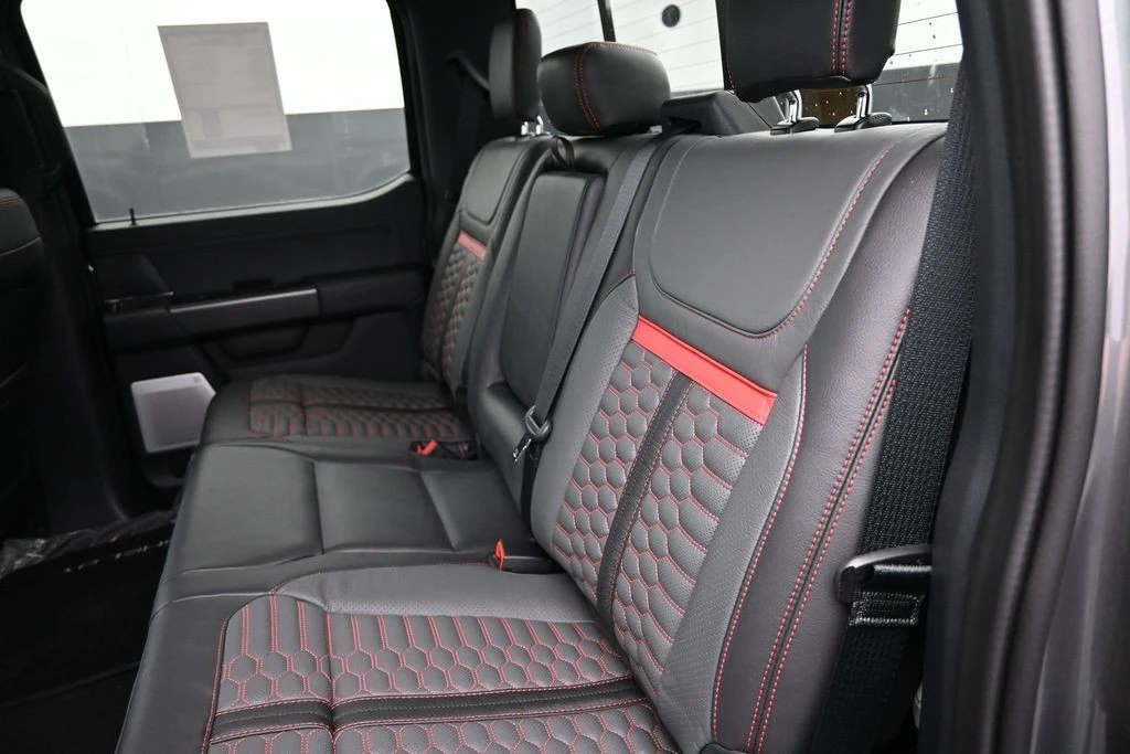 2025 Ford F-150 14th Gen - Image 19 of 31