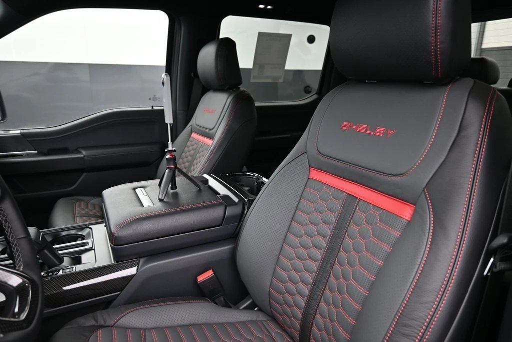 2025 Ford F-150 14th Gen - Image 25 of 31