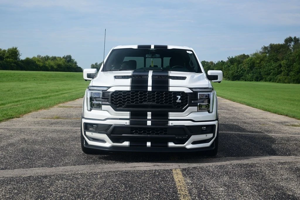 2025 Ford F-150 14th Gen - Image 4 of 31