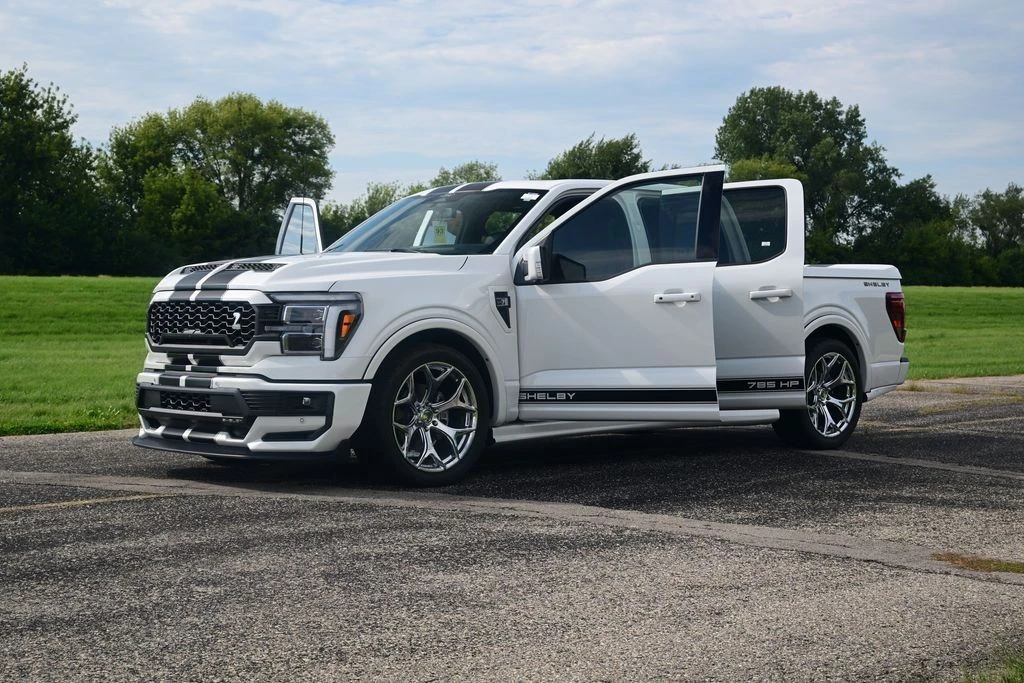 2025 Ford F-150 14th Gen - Image 12 of 31