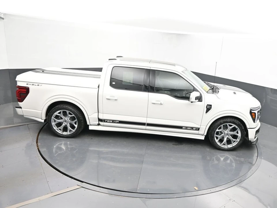 2025 Ford F-150 14th Gen - Image 25 of 31