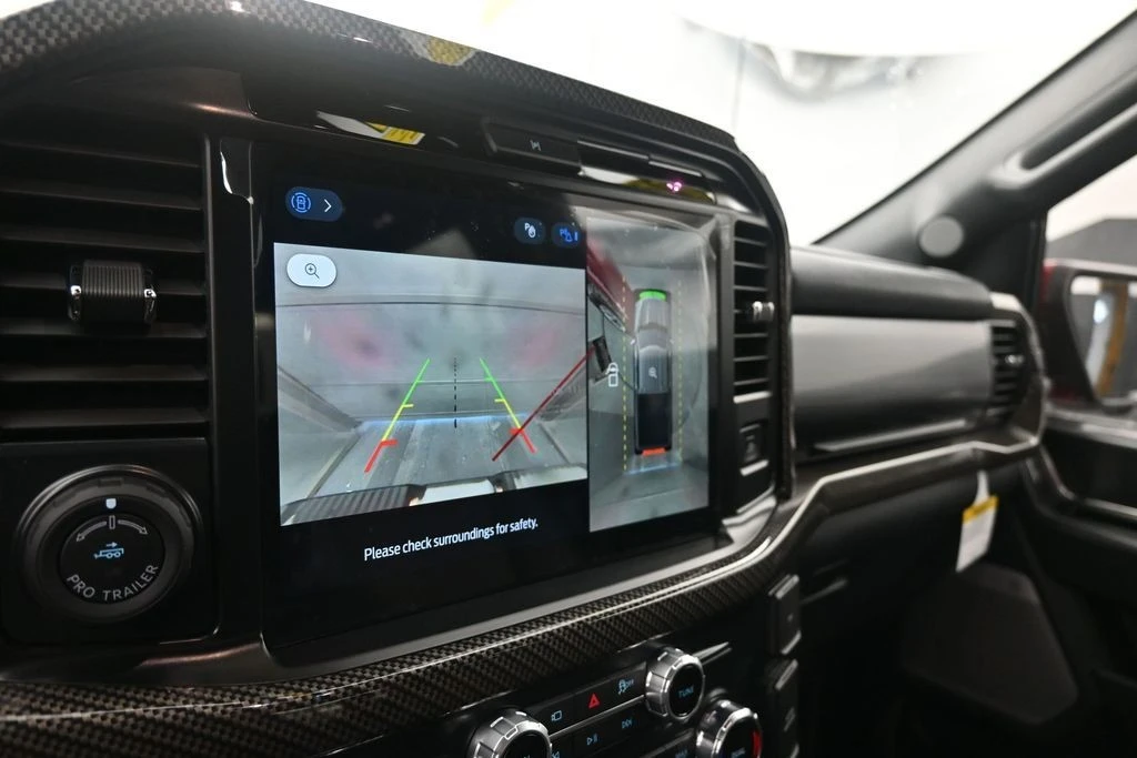 2025 Ford F-Series - Image 24 of 31
