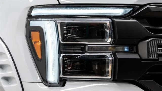 2025 Ford F-150 14th Gen - Image 11 of 23