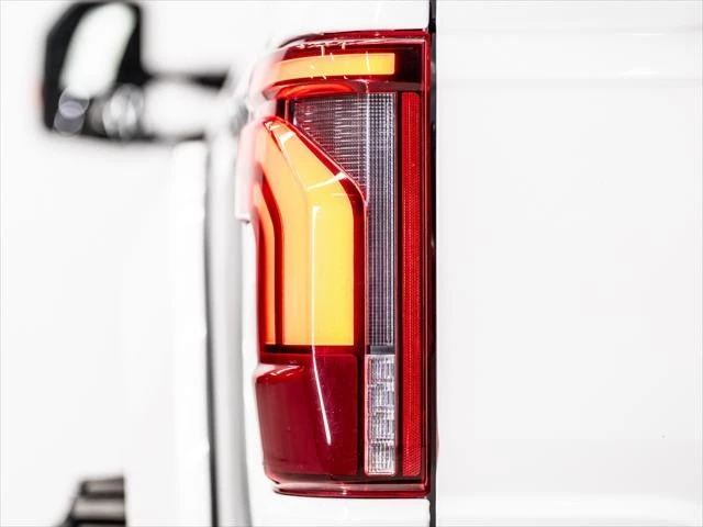 2025 Ford F-150 14th Gen - Image 26 of 31