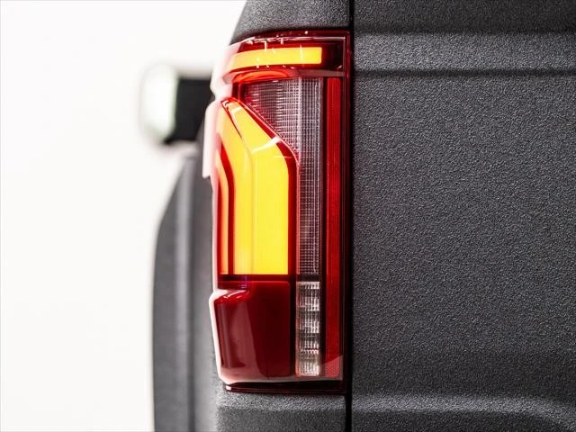 2025 Ford F-150 14th Gen - Image 14 of 31