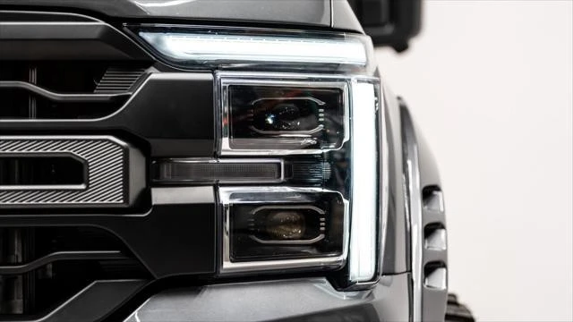 2025 Ford F-150 14th Gen - Image 13 of 31
