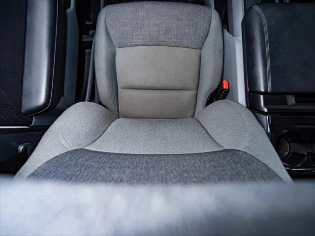 2025 Ford F-150 14th Gen - Image 18 of 27