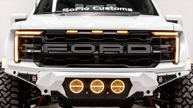 2025 Ford F-150 Raptor 14th Gen - Image 25 of 31