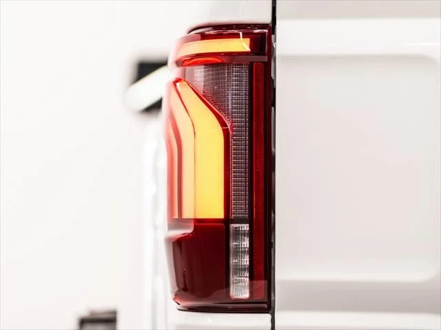 2025 Ford F-150 14th Gen - Image 14 of 31