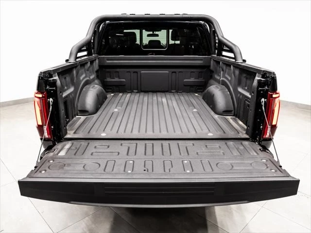 2025 Ford F-150 14th Gen - Image 15 of 31
