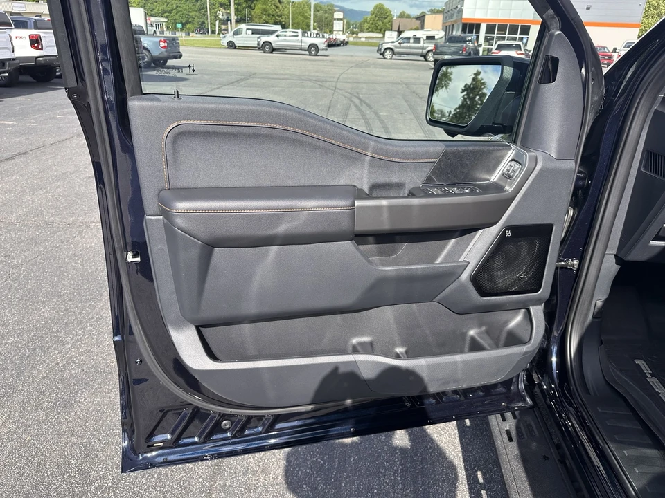 2025 Ford F-150 14th Gen - Image 11 of 31