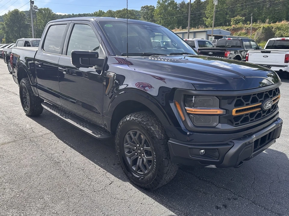 2025 Ford F-150 14th Gen - Image 4 of 31