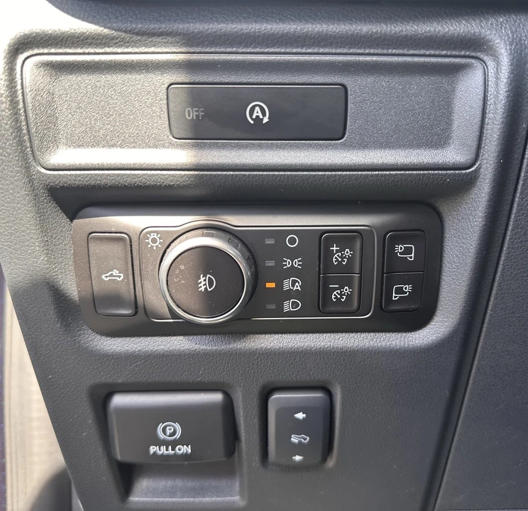 2025 Ford F-150 14th Gen - Image 20 of 31
