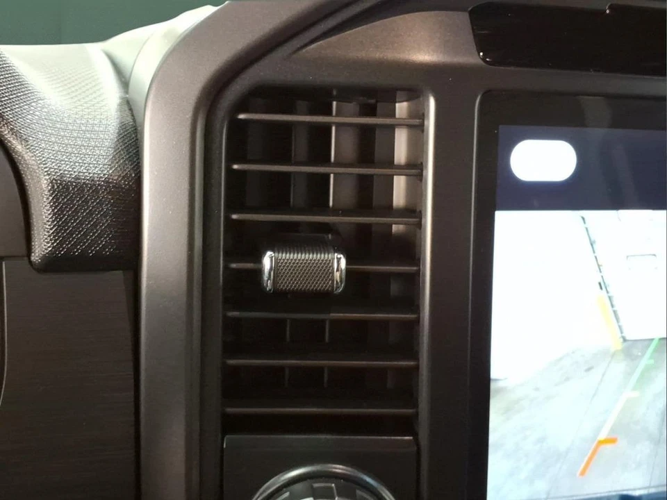 2025 Ford F-150 14th Gen - Image 10 of 29