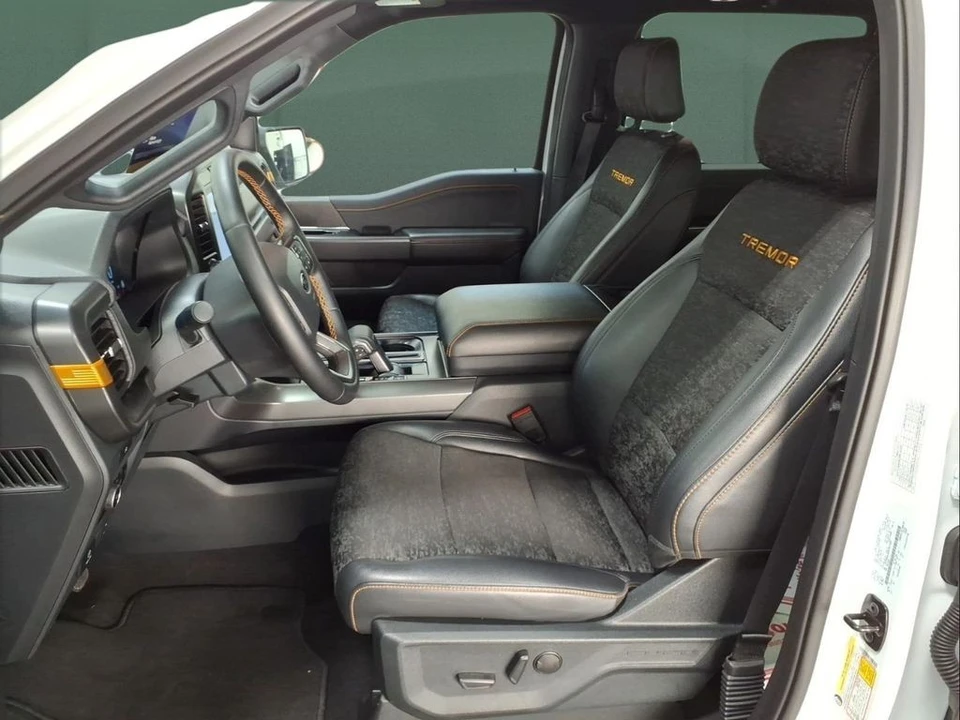 2025 Ford F-150 14th Gen - Image 26 of 29