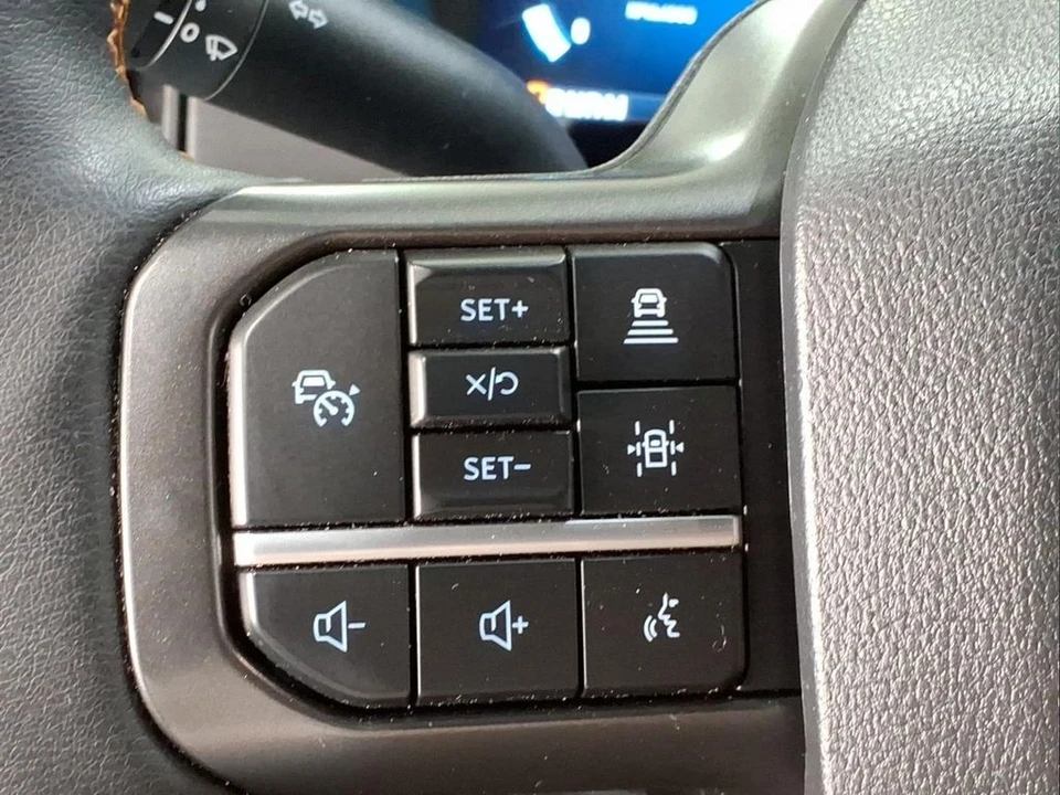 2025 Ford F-150 14th Gen - Image 22 of 29