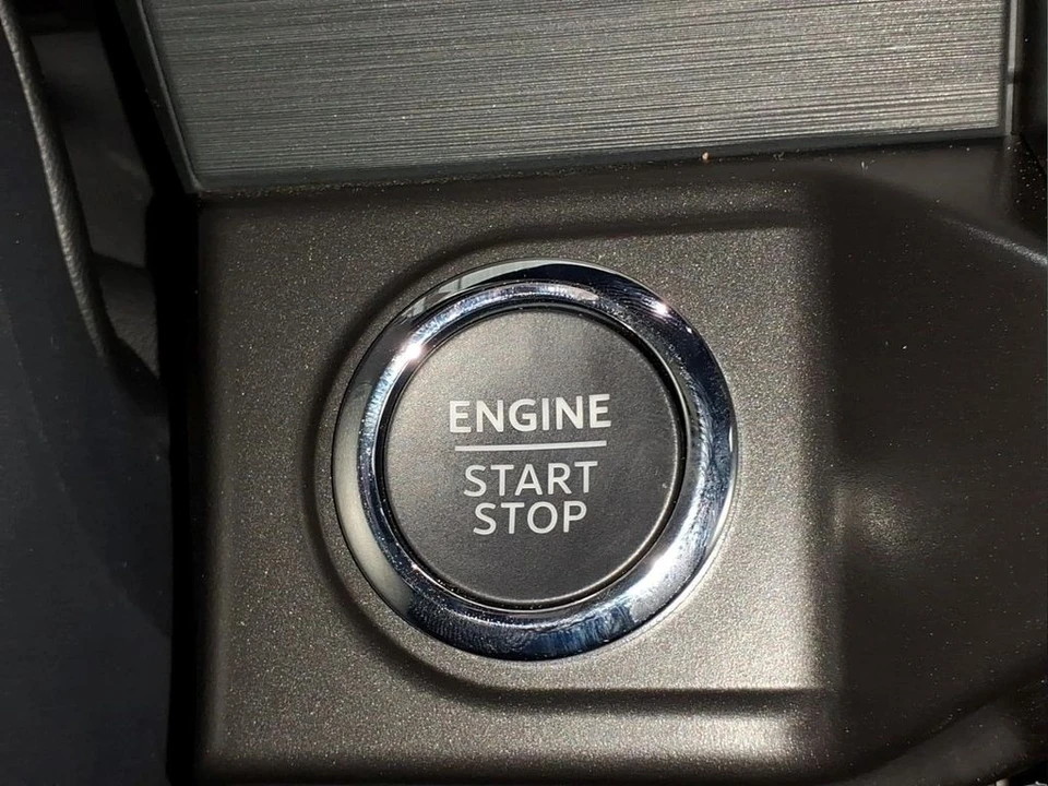 2025 Ford F-150 14th Gen - Image 24 of 29