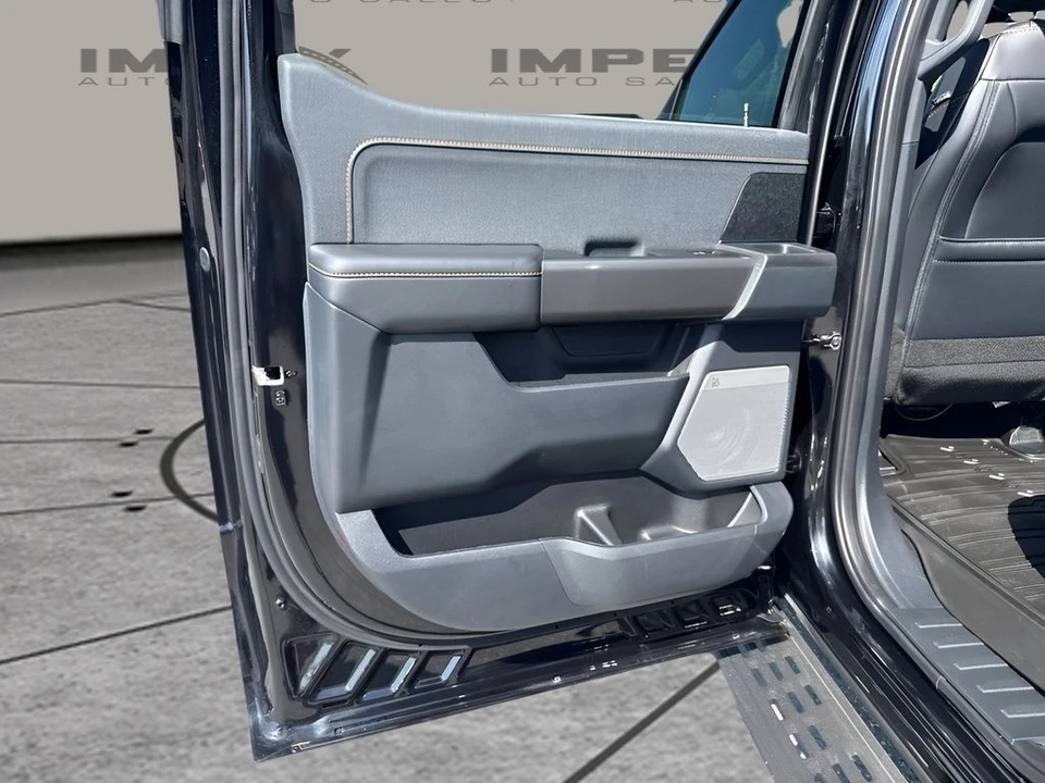2025 Ford F-150 14th Gen - Image 24 of 31
