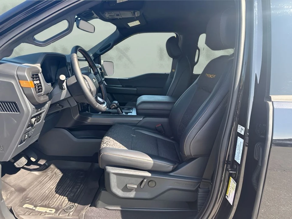 2025 Ford F-150 14th Gen - Image 9 of 31