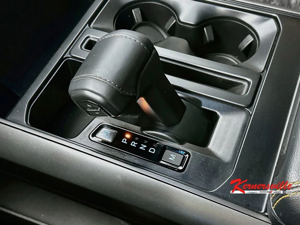 2025 Ford F-150 14th Gen - Image 16 of 24