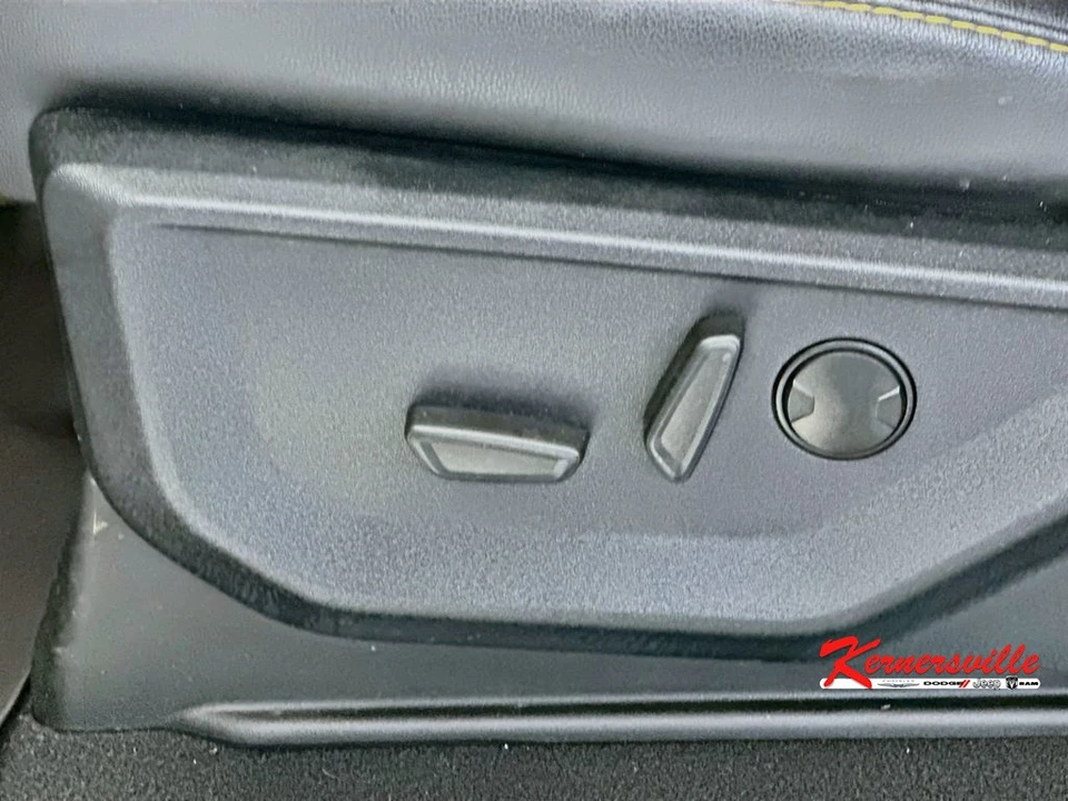 2025 Ford F-150 14th Gen - Image 22 of 24