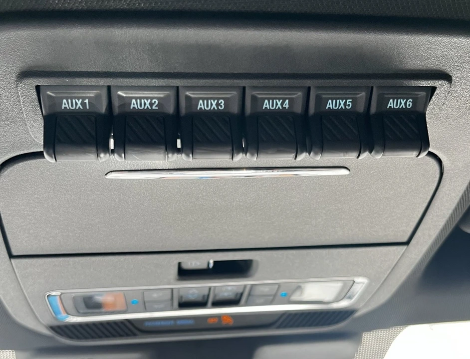 2025 Ford F-150 14th Gen - Image 29 of 31