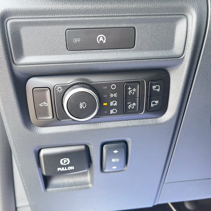 2025 Ford F-150 14th Gen - Image 20 of 31