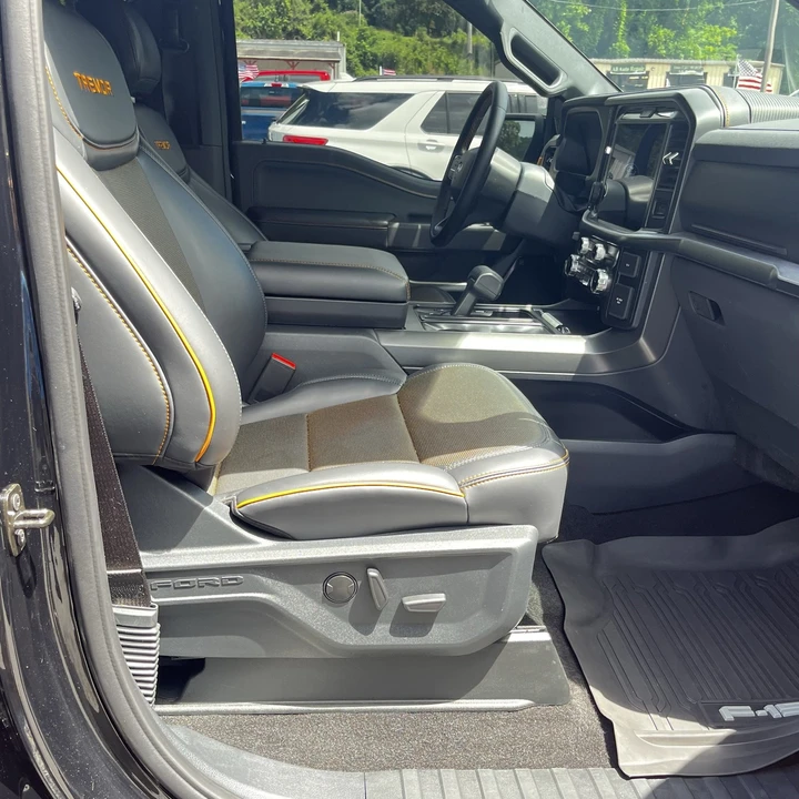 2025 Ford F-150 14th Gen - Image 15 of 31