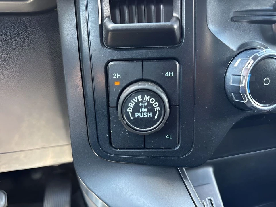 2025 Ford F-150 14th Gen - Image 20 of 31