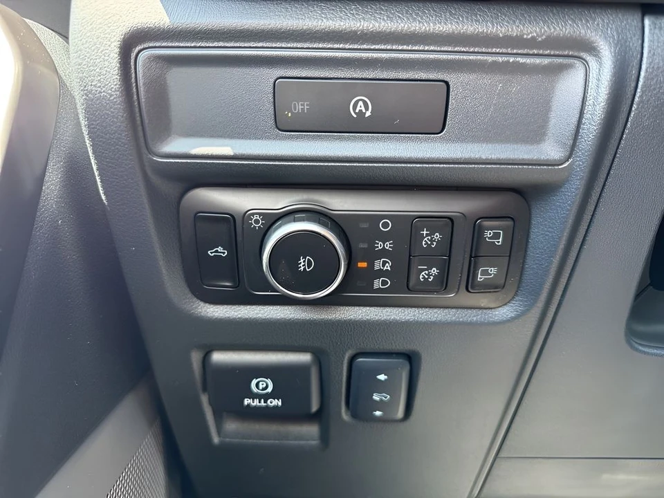 2025 Ford F-150 14th Gen - Image 18 of 31