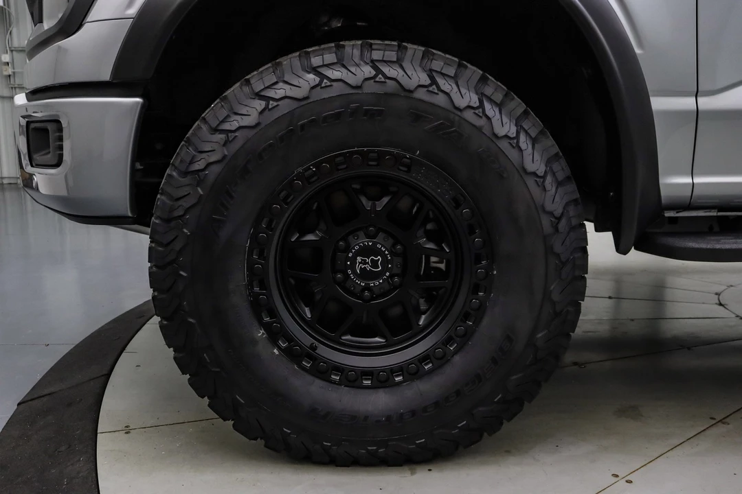 2025 Ford F-150 14th Gen - Image 13 of 21