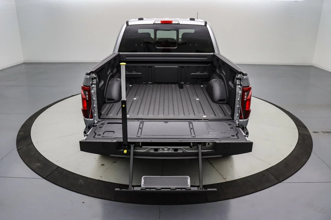 2025 Ford F-150 14th Gen - Image 8 of 21